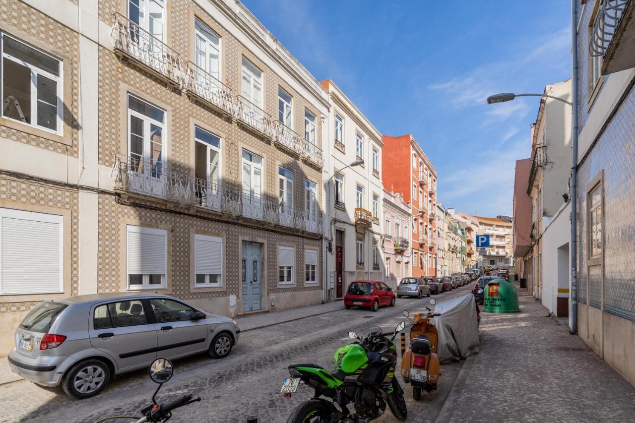 Akicity Campolide Selected Apartment Lisboa Екстериор снимка
